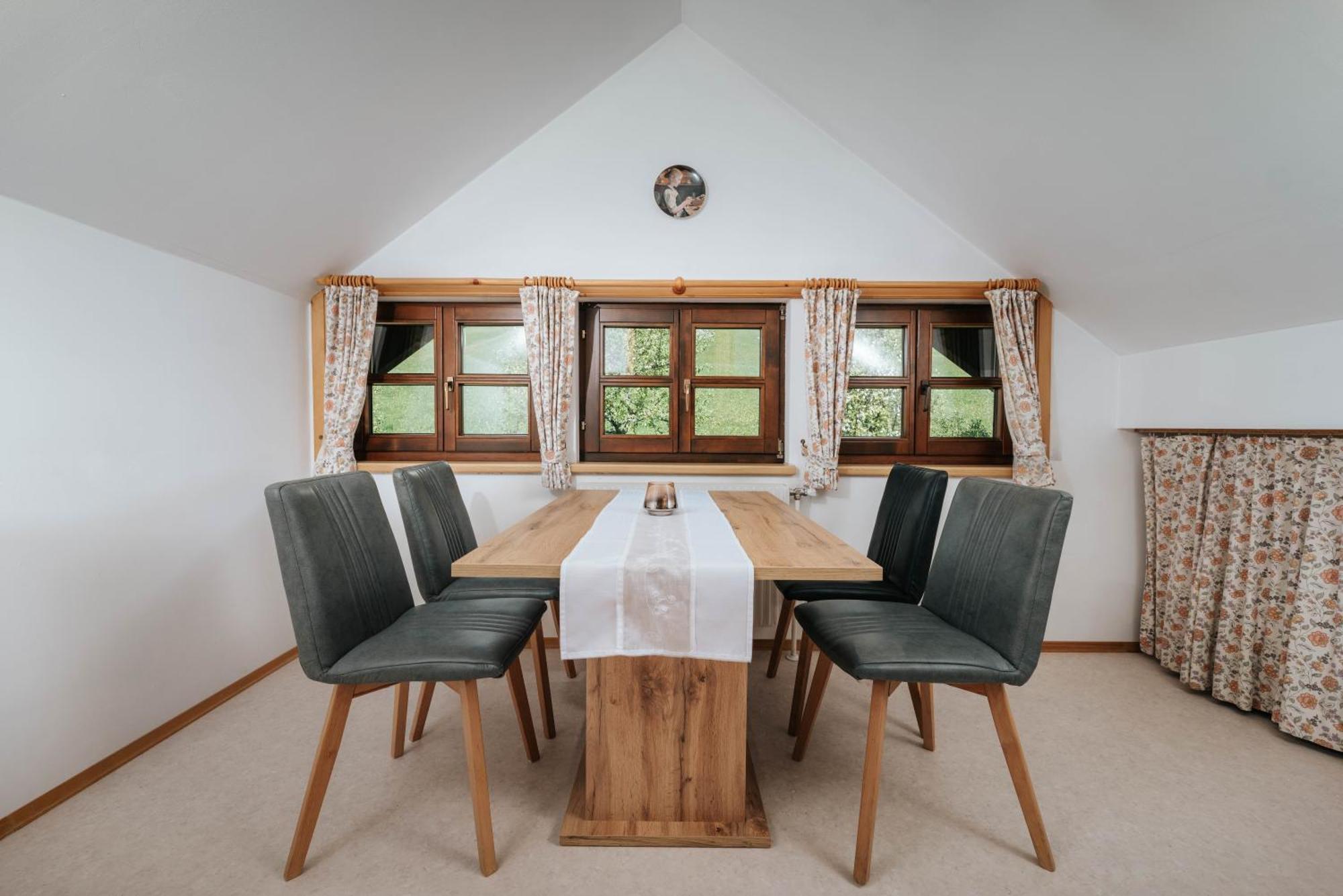 Ferienwohnung Syen グルントルゼー 部屋 写真